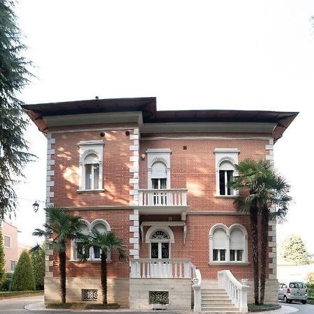 B&B Matteotti Luxury Home Vignola  Exterior photo