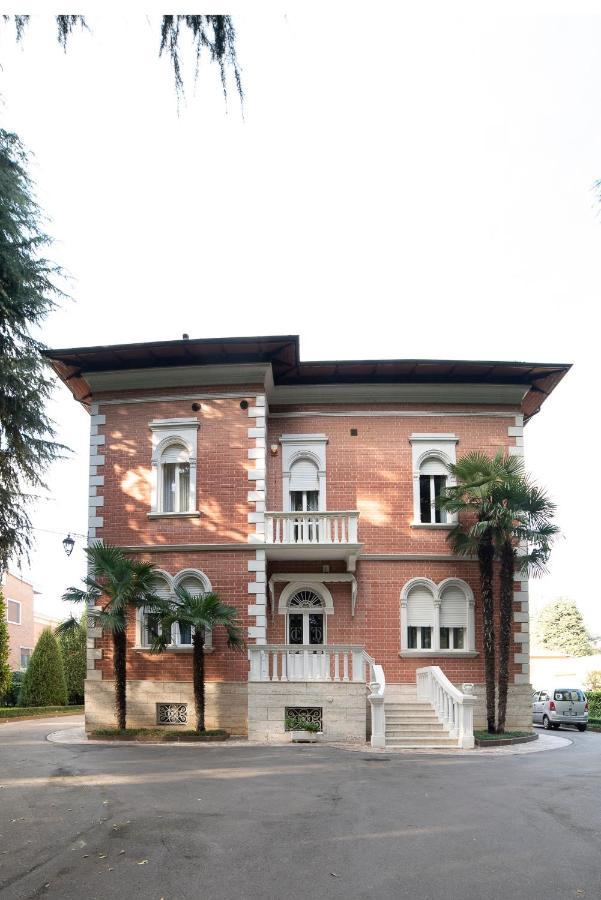 B&B Matteotti Luxury Home Vignola  Exterior photo