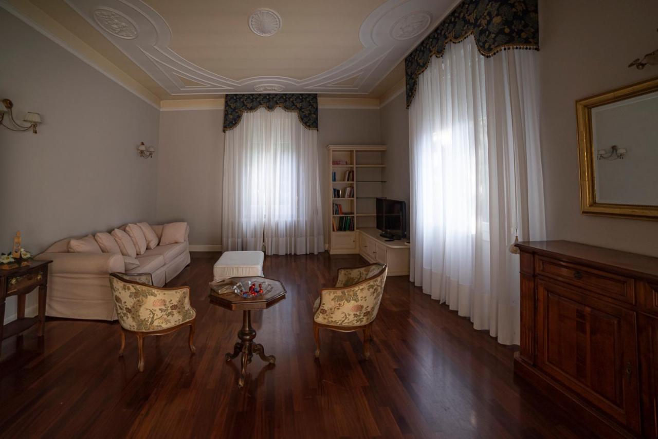 B&B Matteotti Luxury Home Vignola  Exterior photo